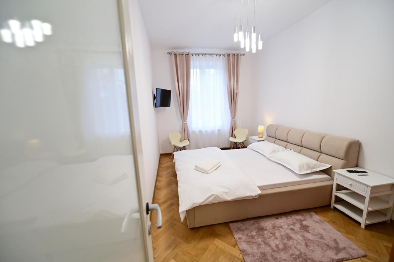 Flh - Kaly'S Place Sibiu Eksteriør billede