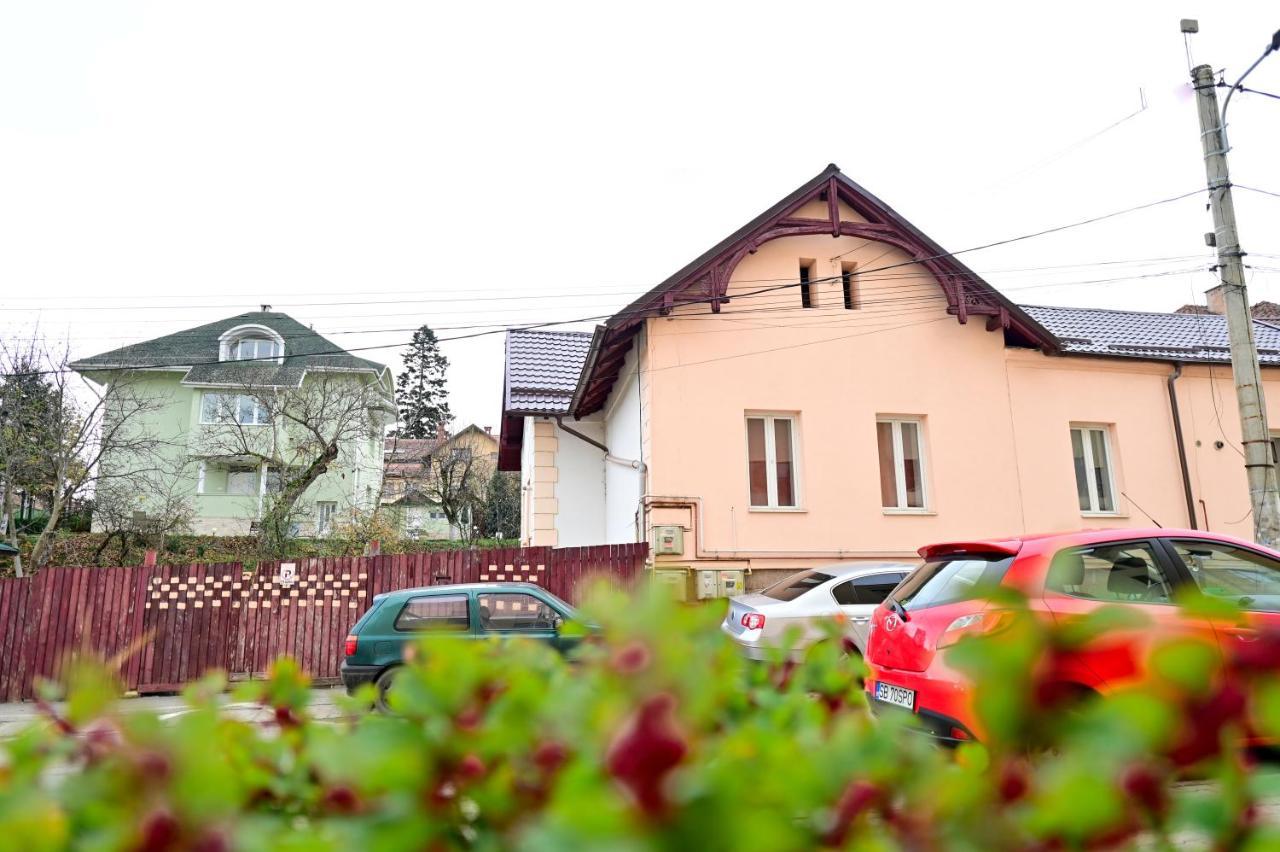 Flh - Kaly'S Place Sibiu Eksteriør billede